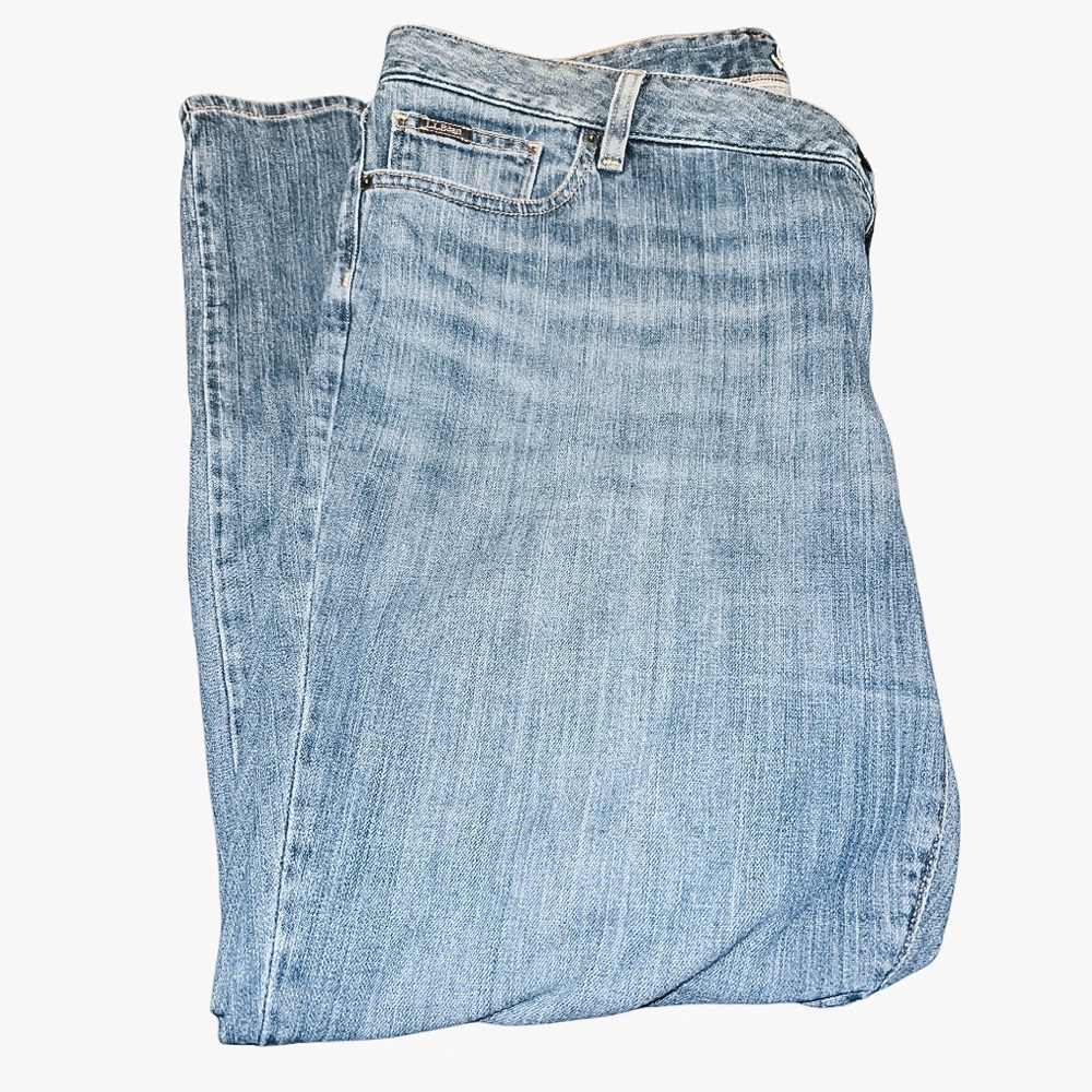 L.L. Bean Favorite Fit Straight Leg Denim Jeans
Size 18 Petite